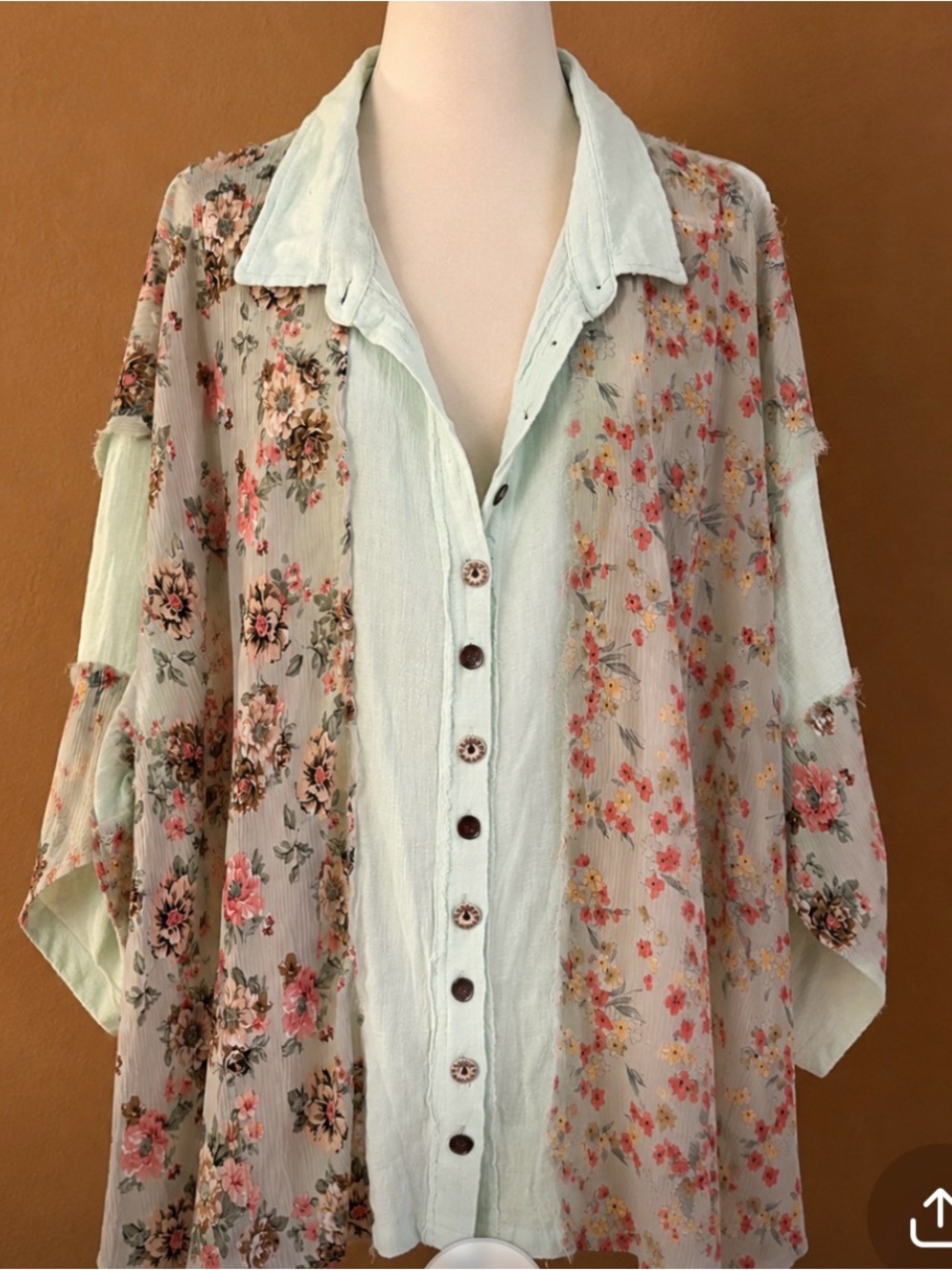POL Mint Green Floral Button-Down Blouse